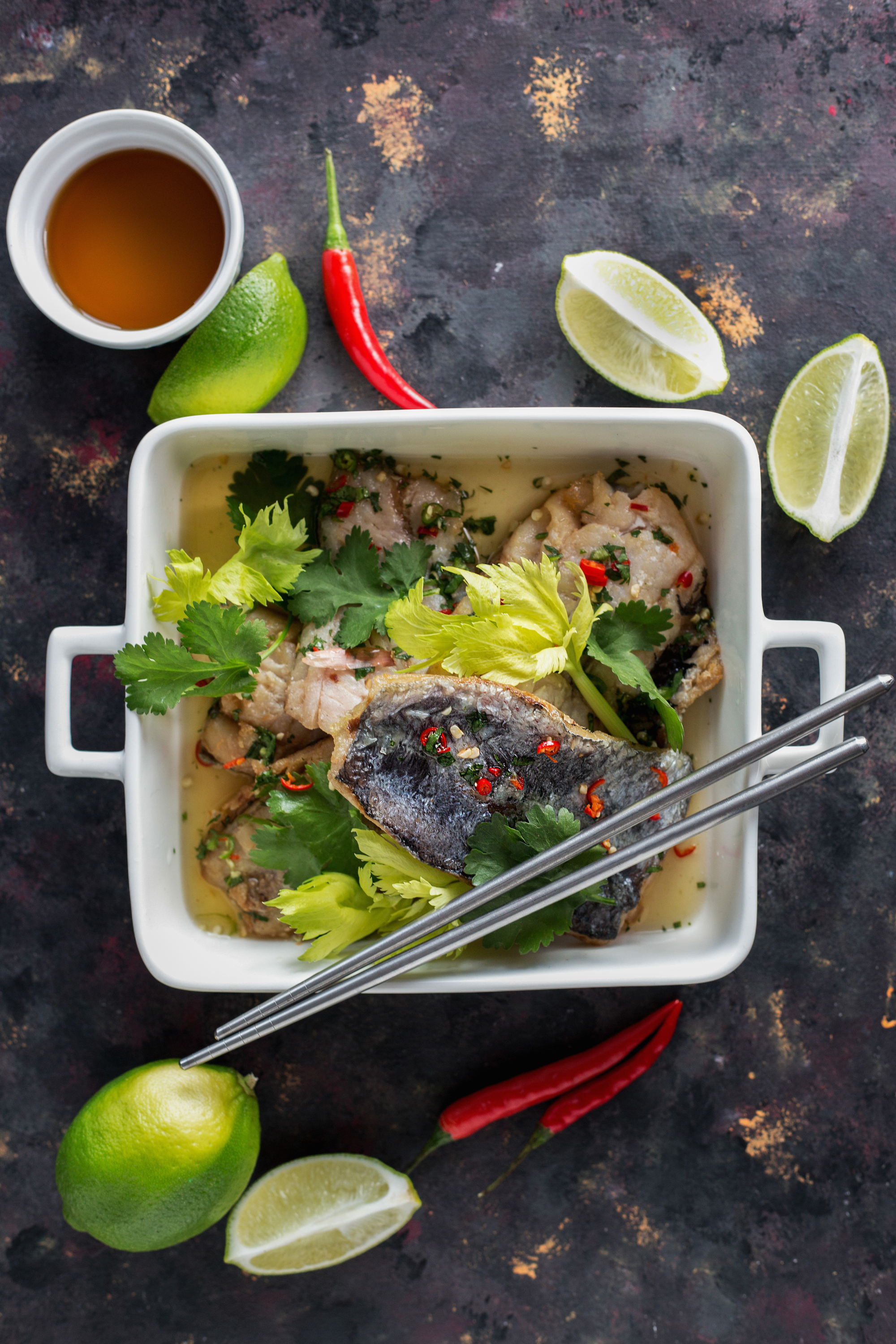 Ryba po tajsku z ostro - kwaśnym sosem one more thai